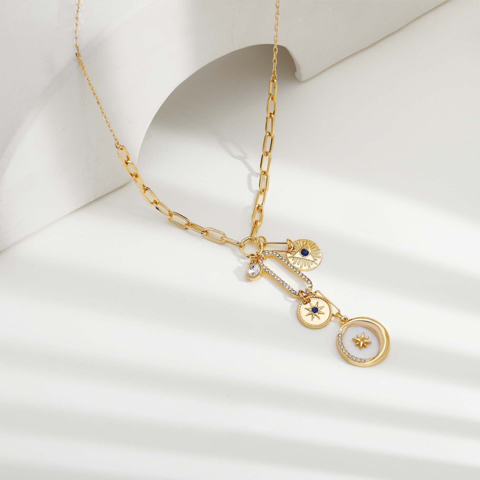 Filigraner Mond-Sonne-Anhänger